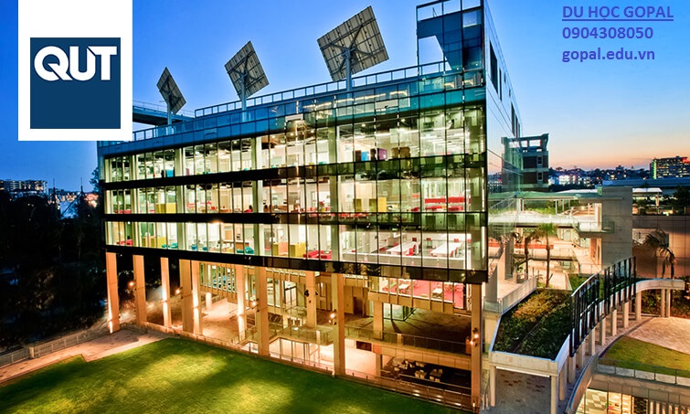 QUEENSLAND UNIVERSITY OF TECHNOLOGY