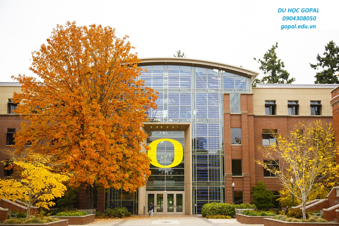 UNIVERSITY OF OREGON